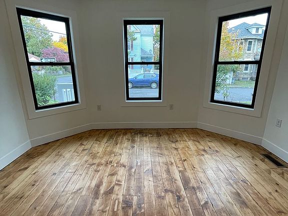 4th image of 69 Beacon St #A