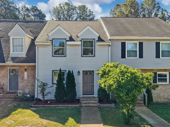 713 Cahaba Manor Trl, Pelham, AL 35124