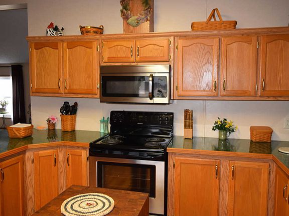 3rd image of 3283 County Road 172