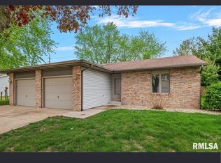 323 Bellerive Rd, Springfield, IL 62704