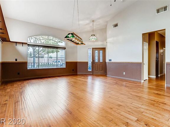 5th image of 8365 Bucks Lake St
