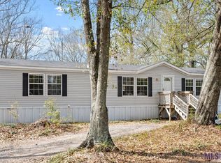 15069 W Beaver Dr, Pride, LA 70770