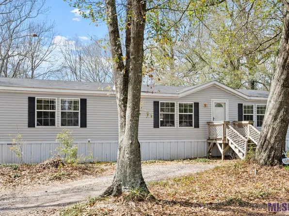 15069 W Beaver Dr, Pride, LA 70770