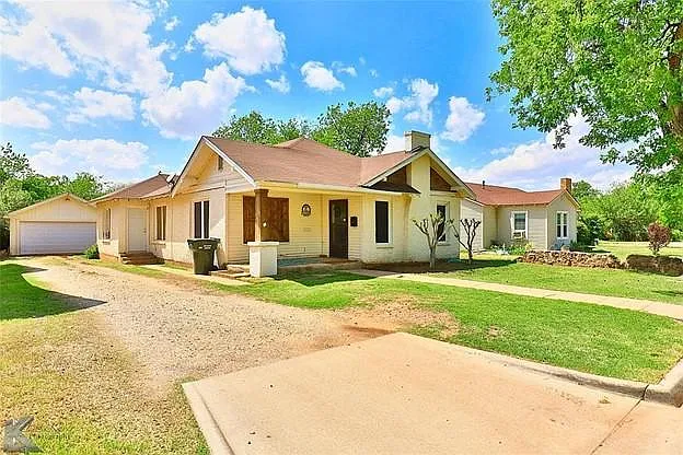 3 bed, 1580 sqft, $2,000 — Photo 1