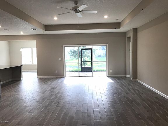3rd image of 52 Athens Dr