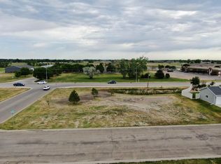 1510 Nicklaus Dr, Aberdeen City, SD 57401