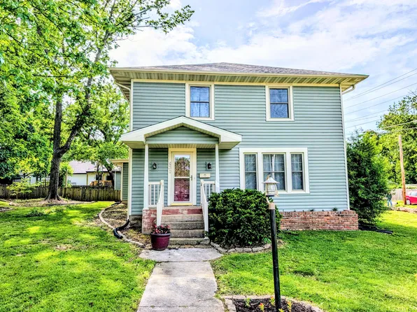 431 N Clay Street, Marshfield, MO 65706