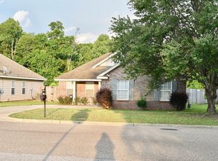 1654 Hawthorne Ln, Prattville, AL 36066