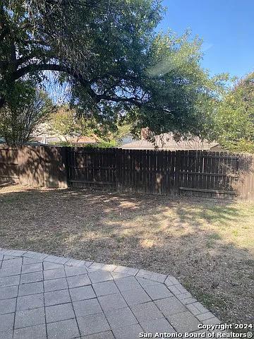 9526 Dunhill — Photo 30