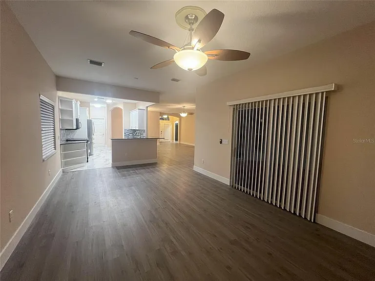 1066 Whitegate Ct — Photo 8
