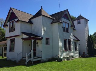 1105 Quincy St, Sturgeon Bay, WI 54235