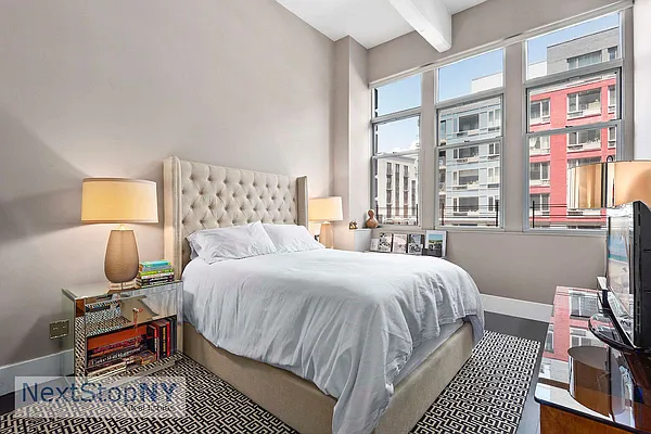 Rented by NextStopNY | media 16
