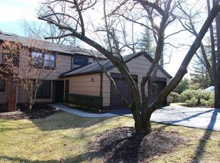 79 Treetop Cir, Nanuet, NY 10954