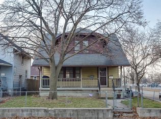 6902 16th Ave, Kenosha, WI 53143