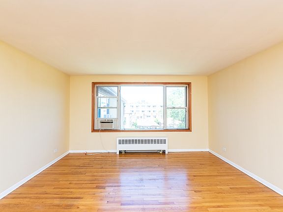 3rd image of 2625 W Fitch Ave APT 3F