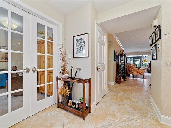 5th image of 1055 Kensington Park Dr Unit 412