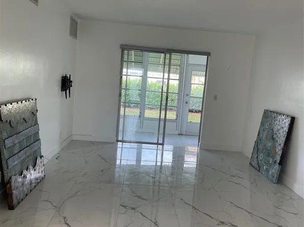 2161 NE 1st Court #103, Boynton Beach, FL 33435