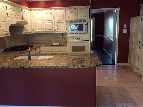 2nd image of 6013 Pleasant Ln