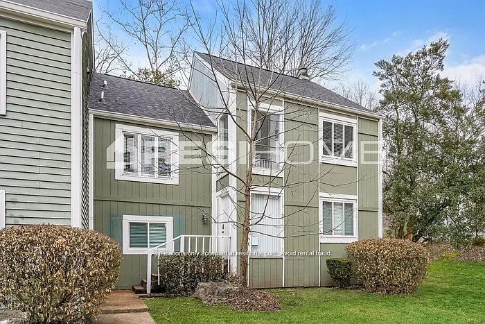 3 bed, 2.5 bath, 1918 sqft, $1,845 — Photo 1