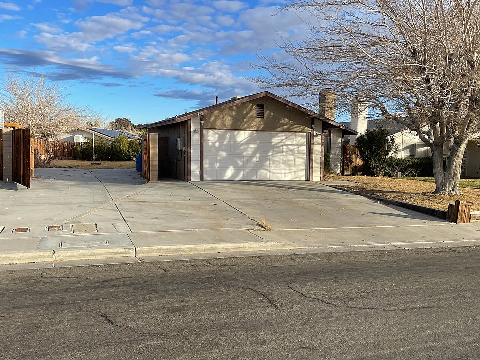 Front of house - winter season