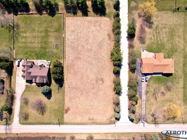 3110 Prairie View Dr #3, McHenry, IL 60050