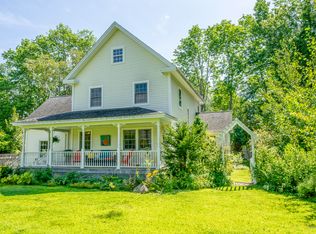 8 Durham St, Belfast, ME 04915