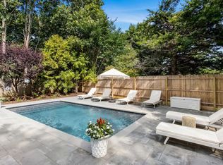 171 Ponquogue Ave, Hampton Bays, NY 11946