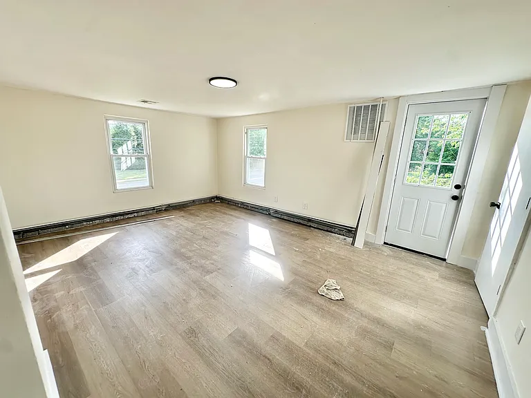 155 Leesville Rd — Photo 15