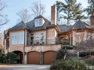 1516 Banbury Rd, Raleigh, NC 27607