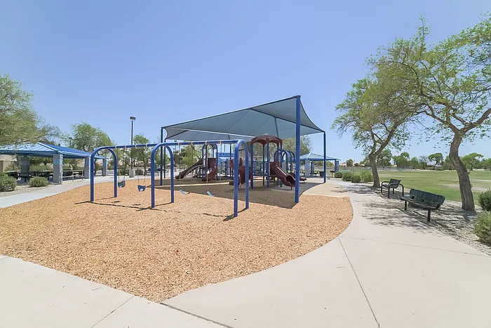 9542 W Potter Dr — Photo 20