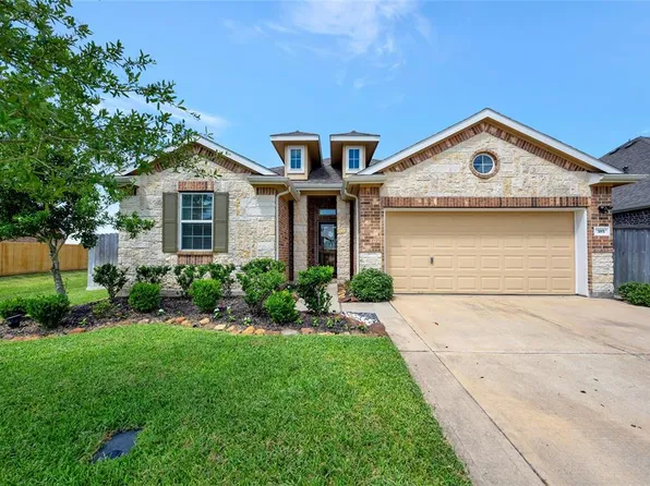 385 Lake Line Drive, Alvin, TX 77511