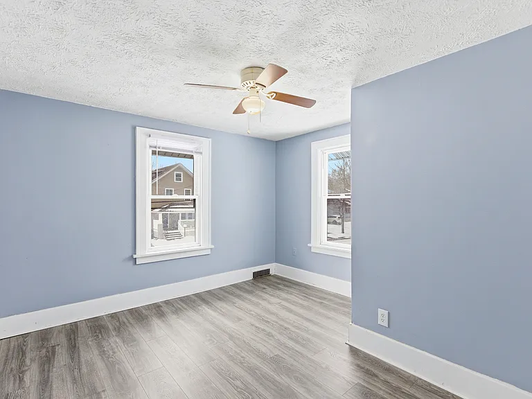 669 Winans Ave — Photo 10