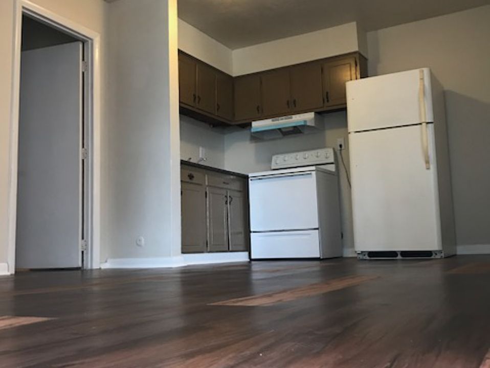 1st image of 852 Little Bay Ave APT 6