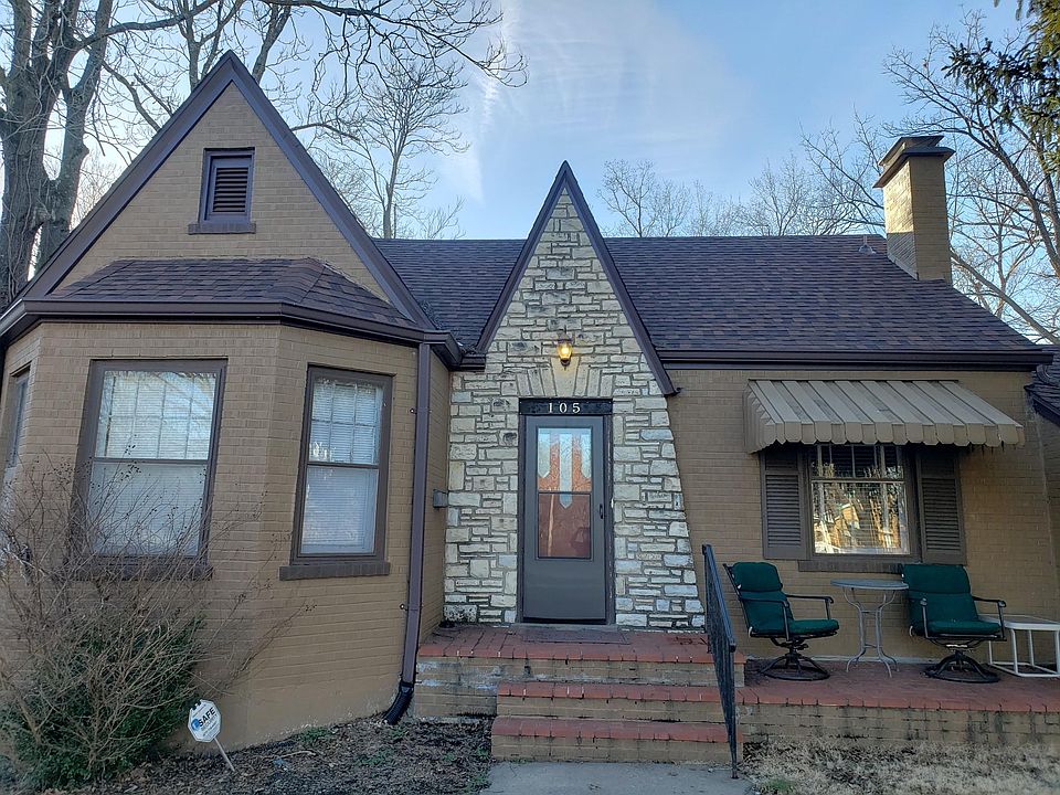1st image of 105 W Circle Dr