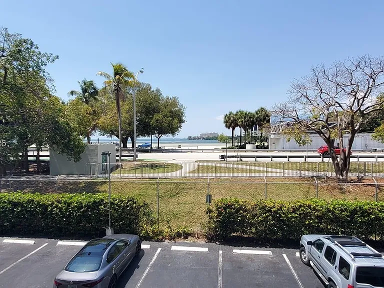 150 SE 25th Rd #2K — Photo 23