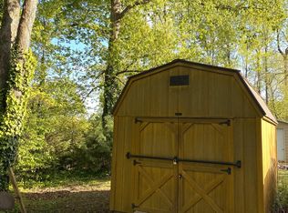 497 W Hunting Ridge Dr, Thomasville, NC 27360