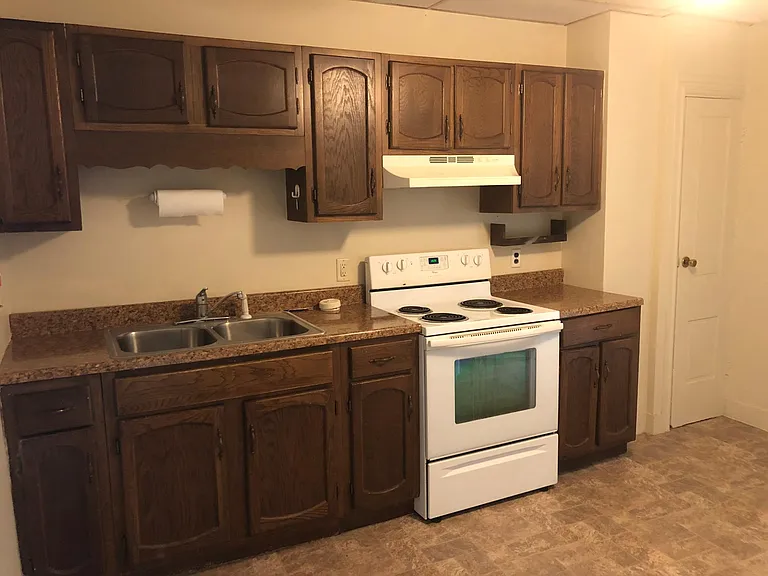 25 N East St #2 — Photo 3
