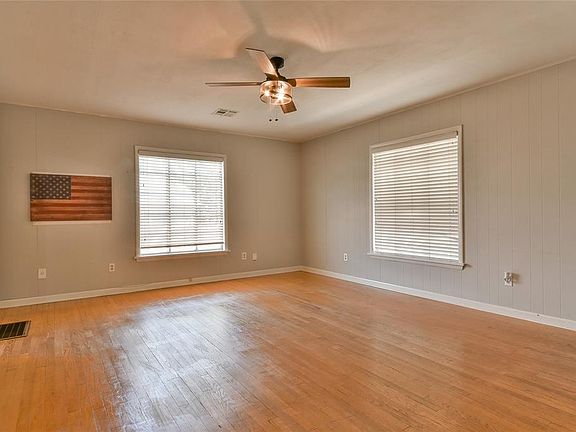 5th image of 315 N 13th St