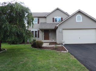 33 Creek House Dr, Rochester, NY 14626