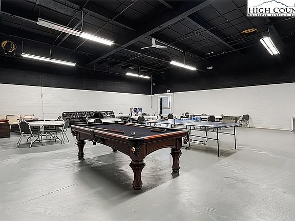 3rd image of 215 S Jefferson Ave #107