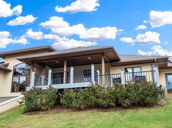 1709 S Old Pond Dr, Stillwater, OK 74074