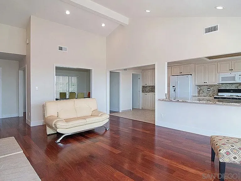 5415 Thunderbird Ln — Photo 5