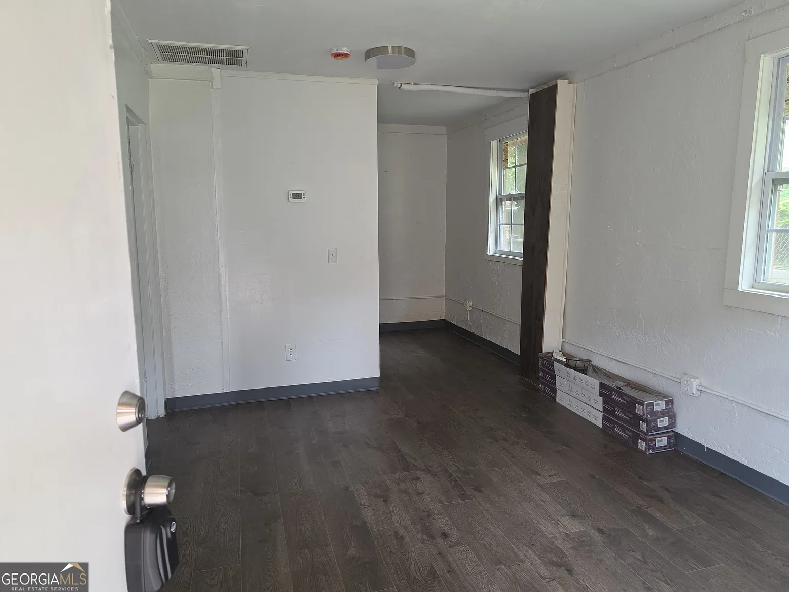 1 bed, 1.0 bath, 1012 sqft, $900 — Photo 4