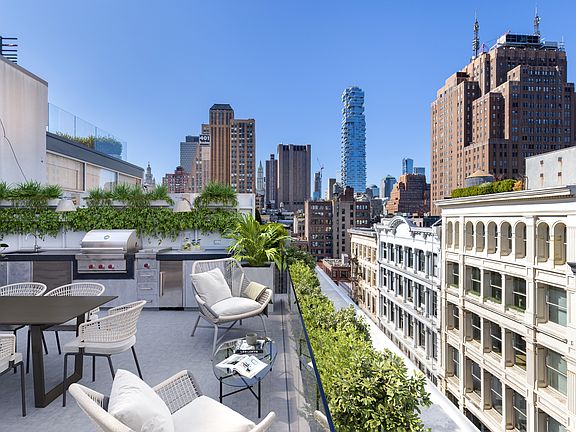 3rd image of 22 Mercer St #Penthouse A