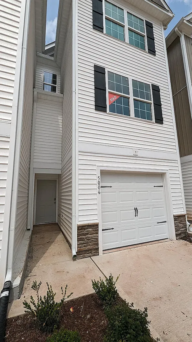 Building Photo - 5006 Jayden Dr