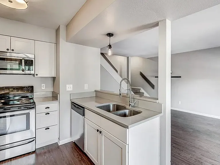 3395 Talisman Ct #C — Photo 5