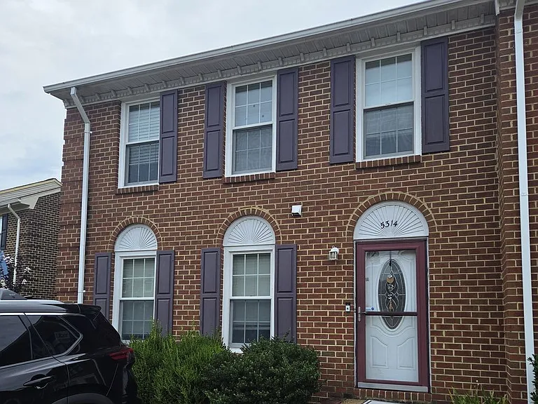 5314 Brookstone Ln — Photo 2