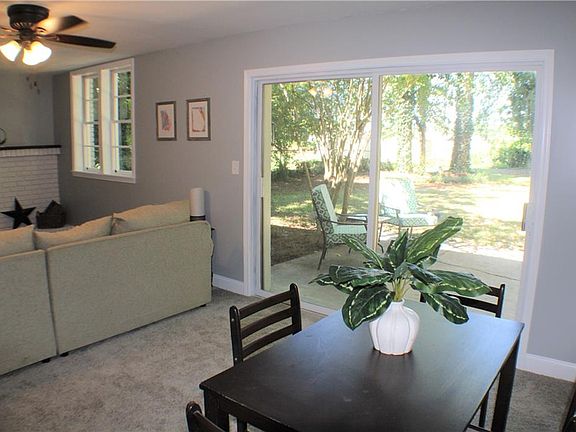 5th image of 891 Chesterfield Dr