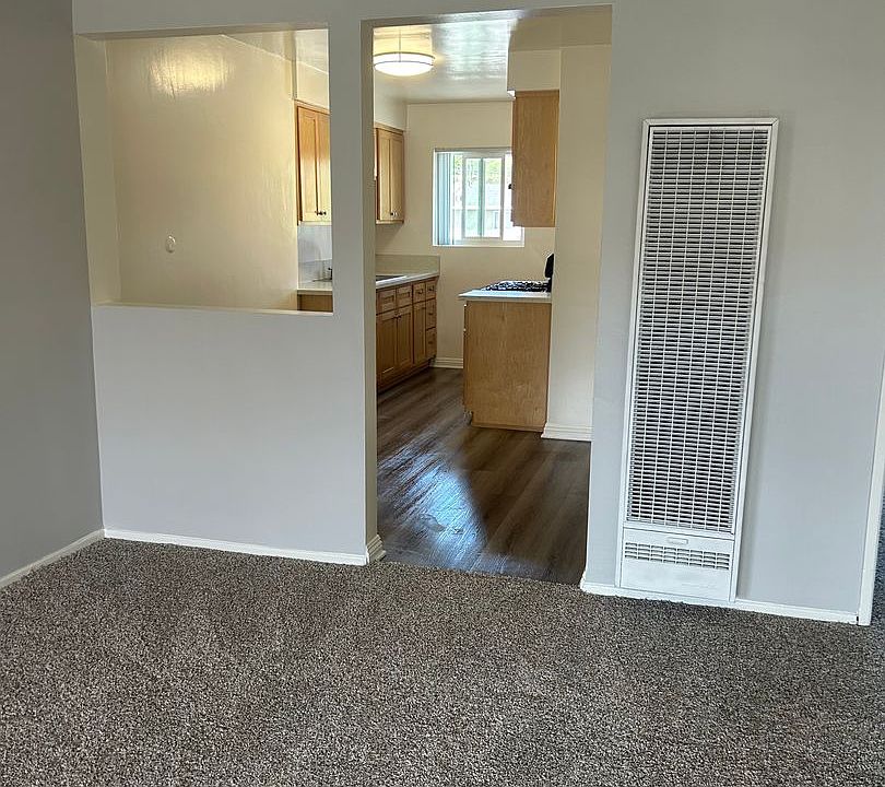 2nd image of 4942-4948 W 118th St #48G