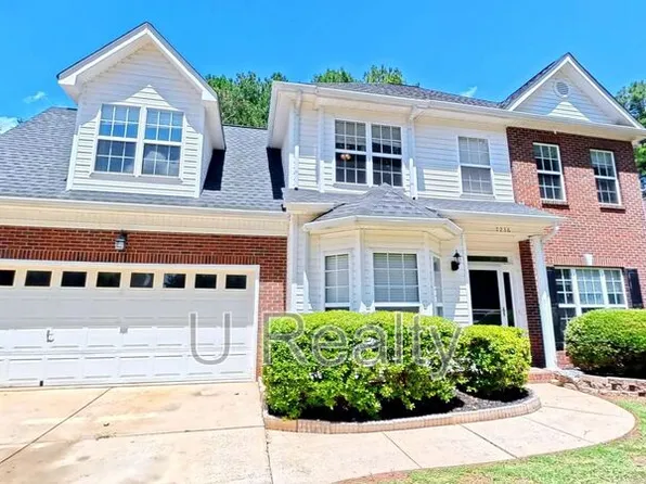 7236 Rock Island Rd, Charlotte, NC 28278